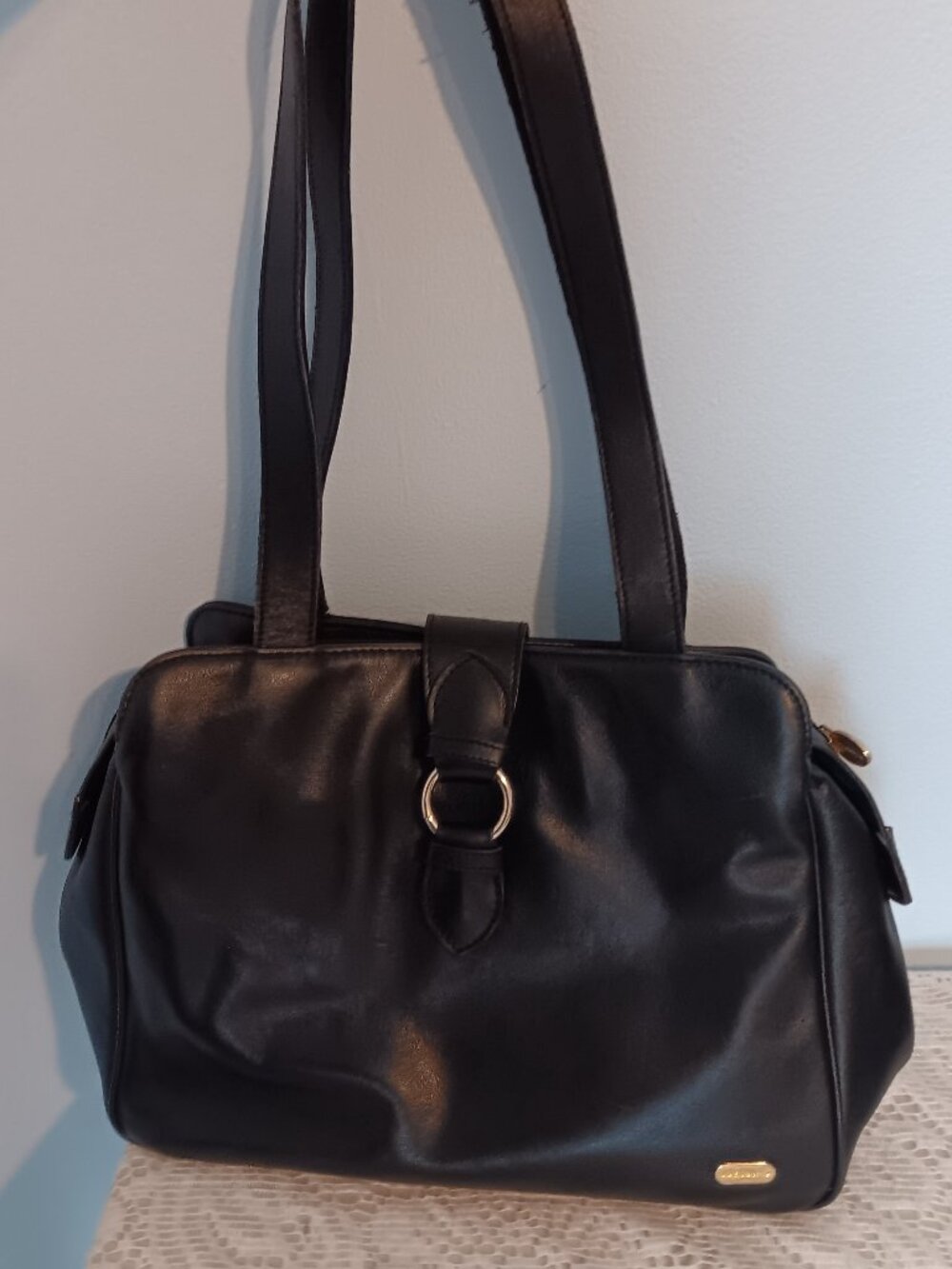 Vintage Black Liz Claiborne Leather Triple Compartment Shoulder Bag